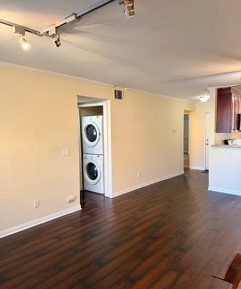 5545 Canoga Ave #116 — Photo 28