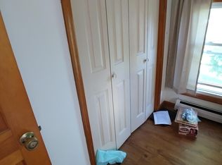 826 Elm Ave #B, Selkirk, NY 12158