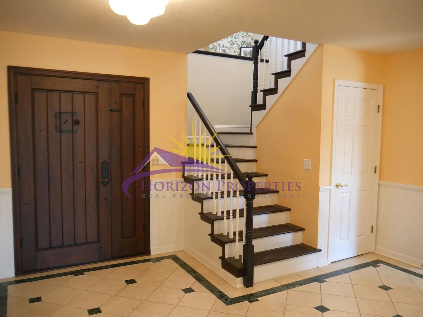 Spacious Two Story 4 Bed 3 Bath 2,757sqft Roseville Home in Woodridge Creek — Photo 3