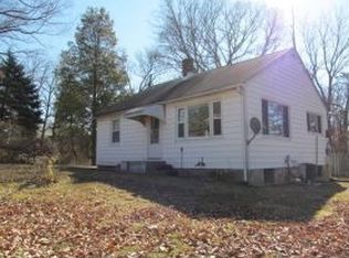 18522 Amidon Ave, Triangle, VA 22172