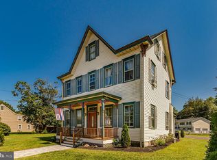 412 Main St, Columbus, NJ 08022