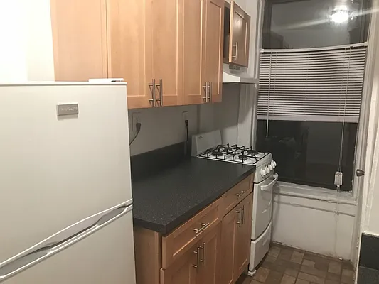 Rented by AD Real Estate Investors | media 9