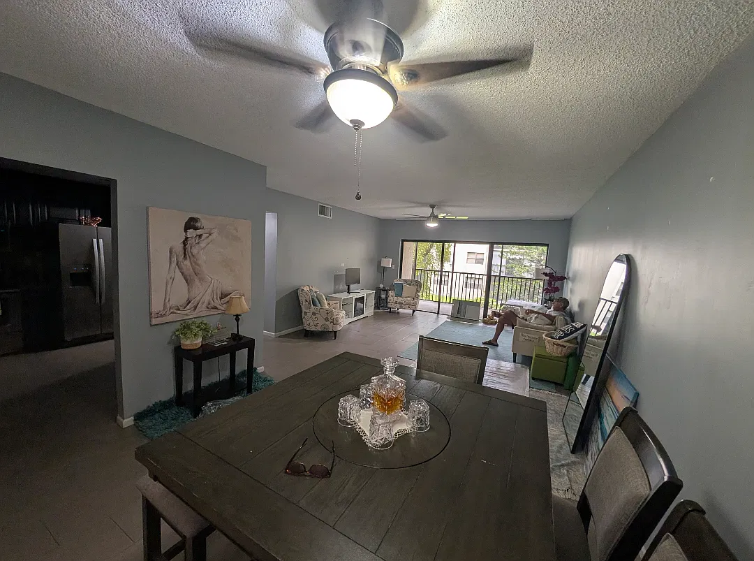 2 bed, 1231 sqft, $2,250 — Photo 4