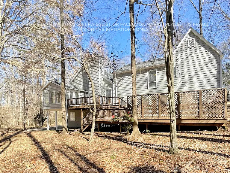 405 Bramble Ct — Photo 19