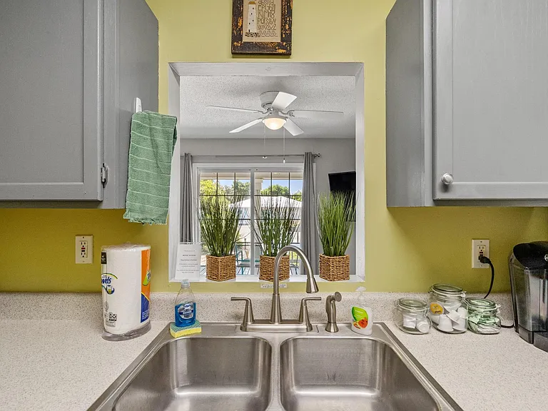 21810 Dolphin Ave — Photo 9