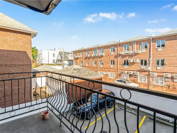 57 Bay 31st Street image 11 of 12