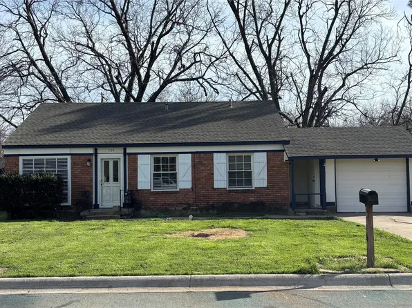 1104 Sierra Dr, Denton, TX 76209