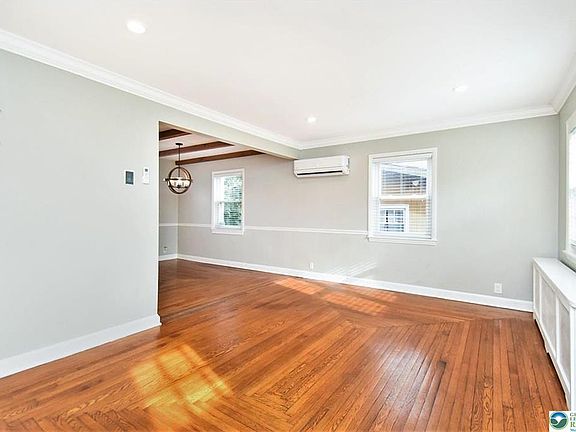 4th image of 1627 W Greenleaf St