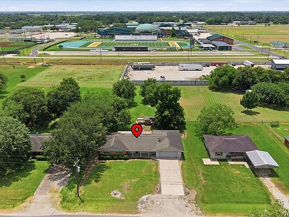 3rd image of 1532 Sunny Acre