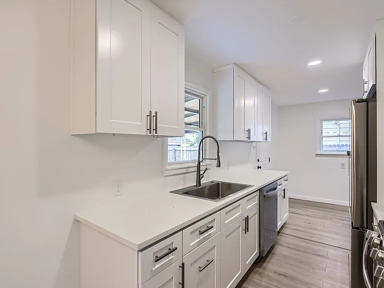 5090 Tejon St — Photo 7