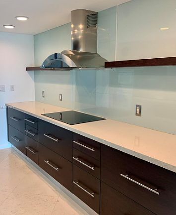 3rd image of 7928 East Dr #1908
