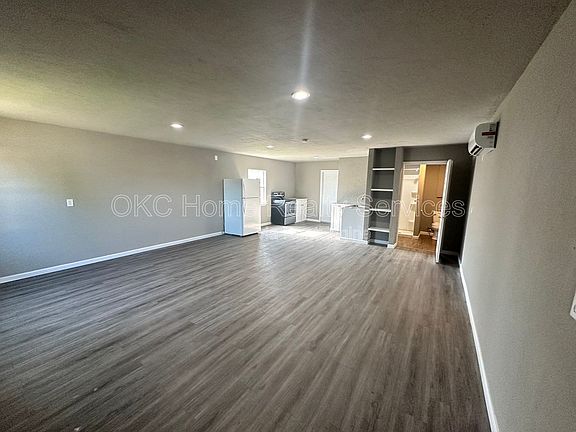 3rd image of 1612 NE 24th St #3