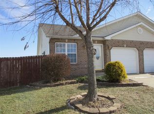 3332 Berwin Green Dr, Belleville, IL