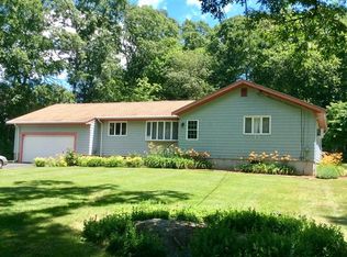 12 Tickle Rd, Westport, MA 02790