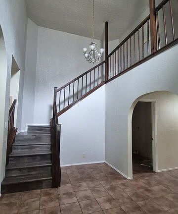 5th image of 7014 Hickory Ridge Dr