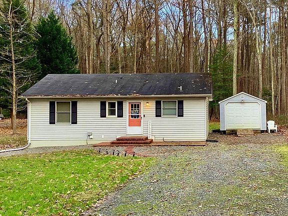 2nd image of 520 Cod Creek Dr