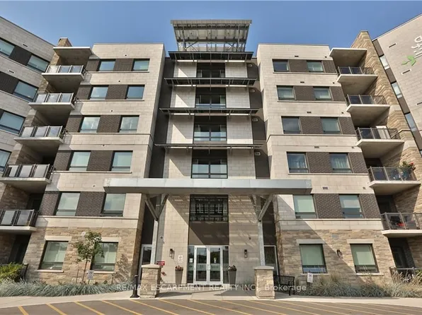 33 Whitmer St #623, Milton, ON L9T 8P9