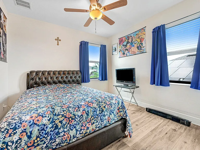 8212 Paragrass Ave — Photo 20