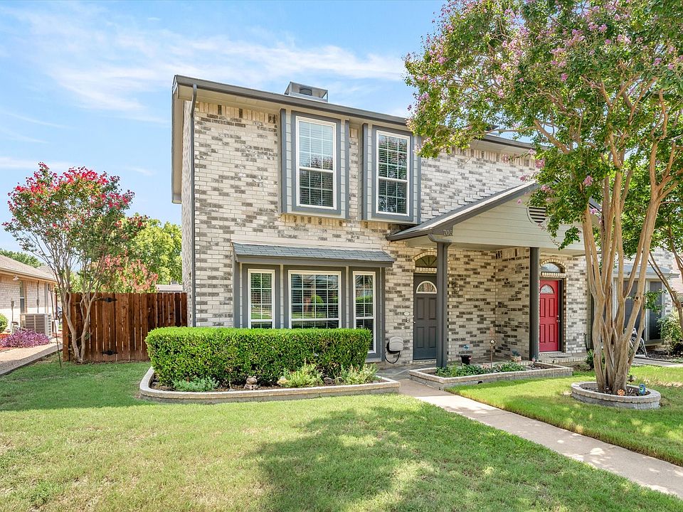 1st image of 705 Essex Pl