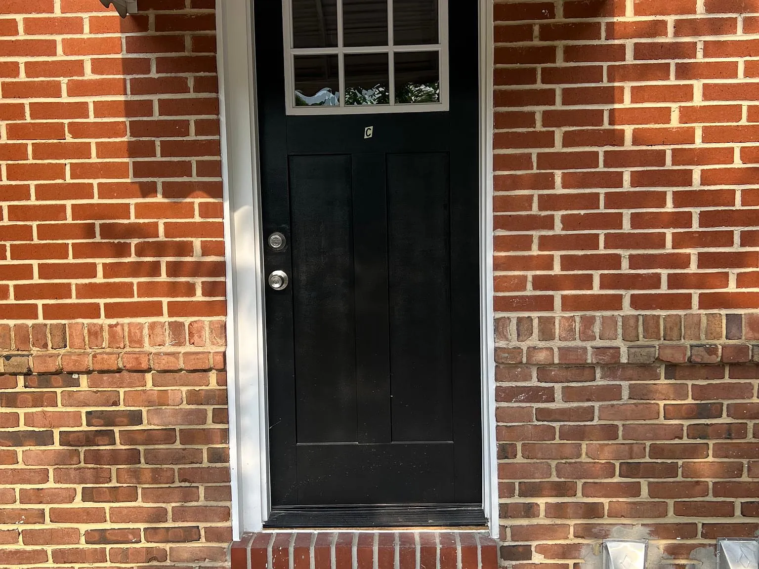 2744 Augusta Ave — Photo 2