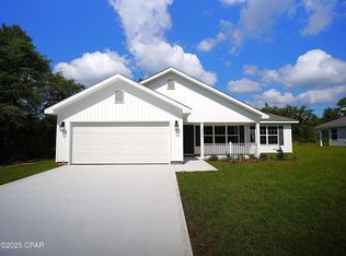 3900 Bricknell Ave, Chipley, FL 32428