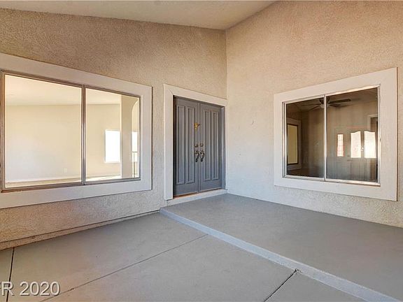 2nd image of 1518 Christina Dr