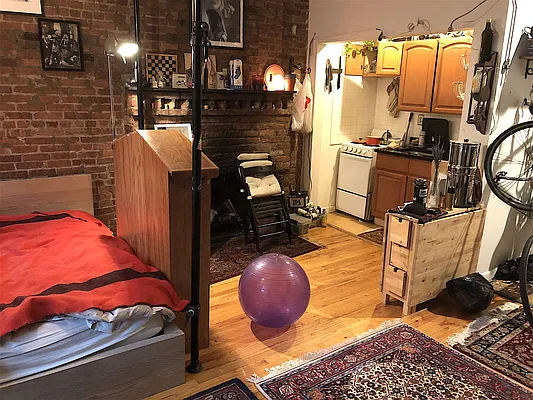 Rented by Love Where You Live Realty | media 2