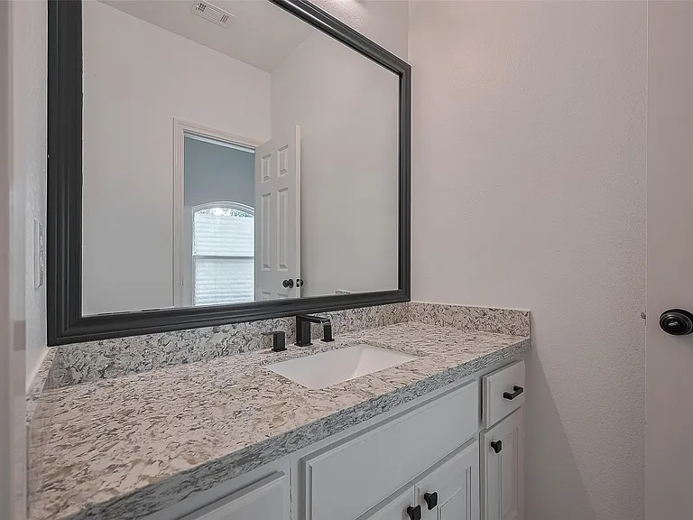 11826 Legend Manor Dr — Photo 27