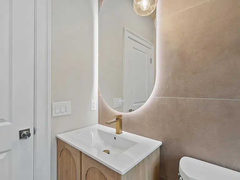 32 Storms Ave #2 — Photo 19
