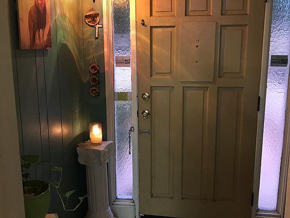 4th image of 1626 Paine Ave