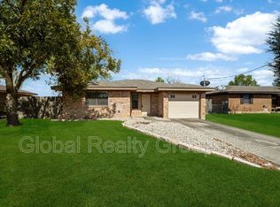 309 Meadow Dr, Marion, TX 78124