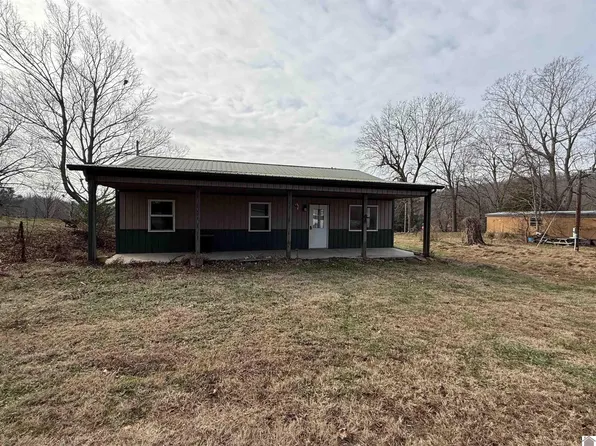 903 3rd St, Carrsville, KY 42081