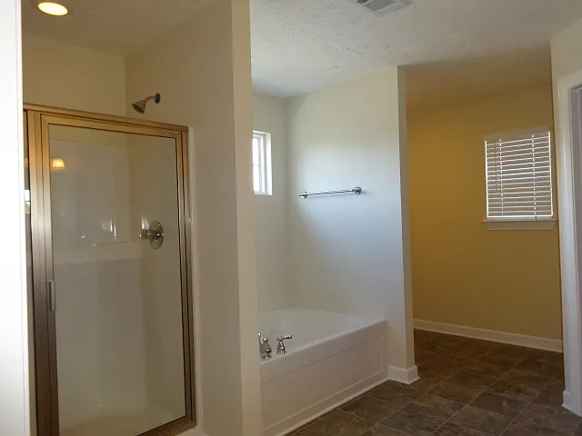 5566 Oak Chase Dr — Photo 8