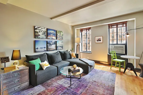 Sold by Corcoran | media 19