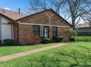 792 Pine Needles Dr, Dayton, OH 45458