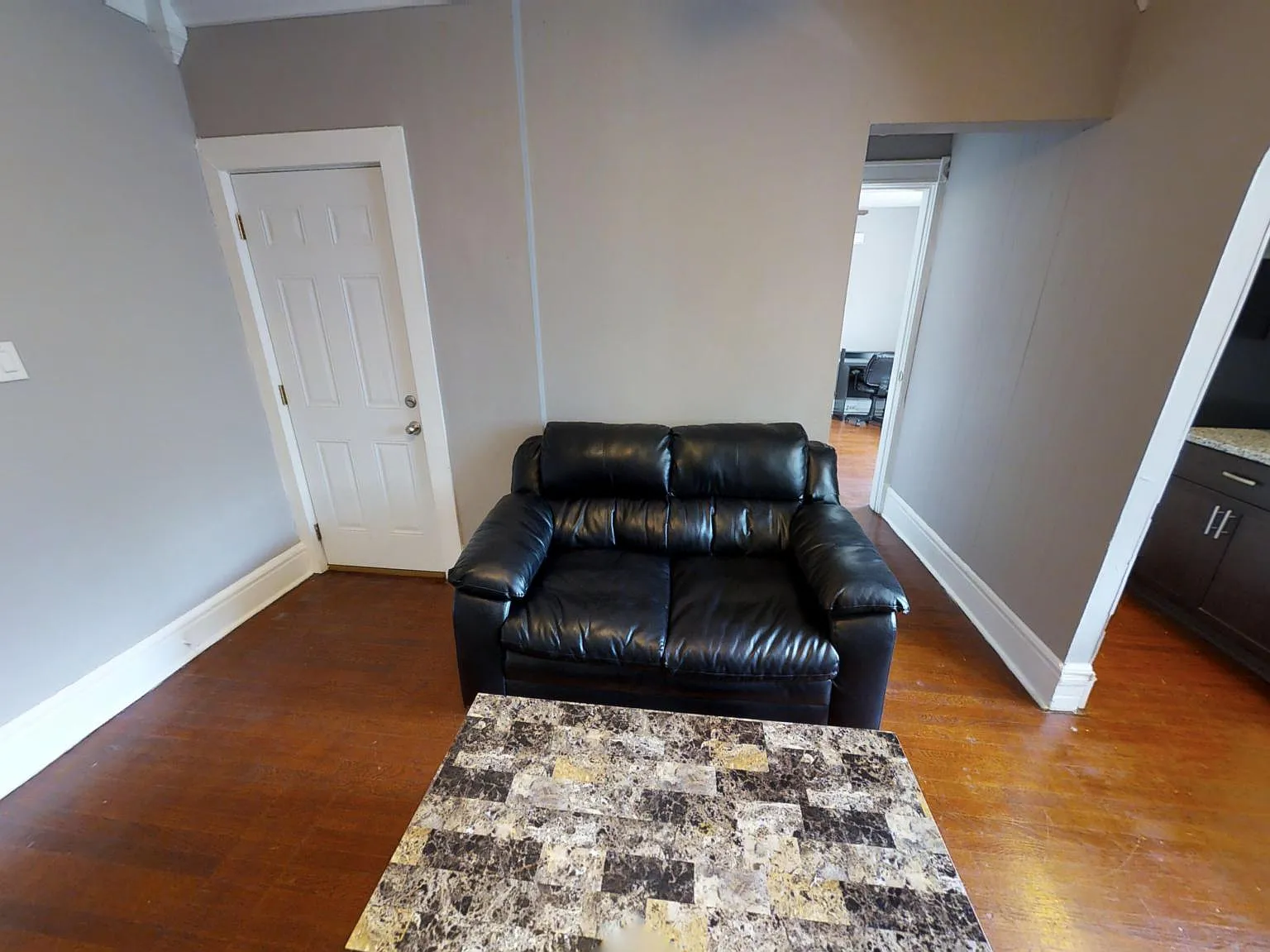 2 bed, $1,650 — Photo 2