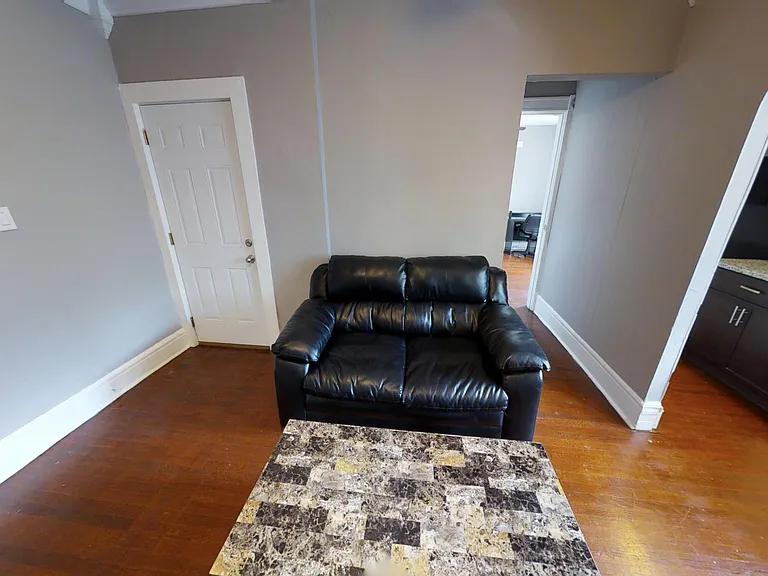 115 Comstock Ave #5 — Photo 2