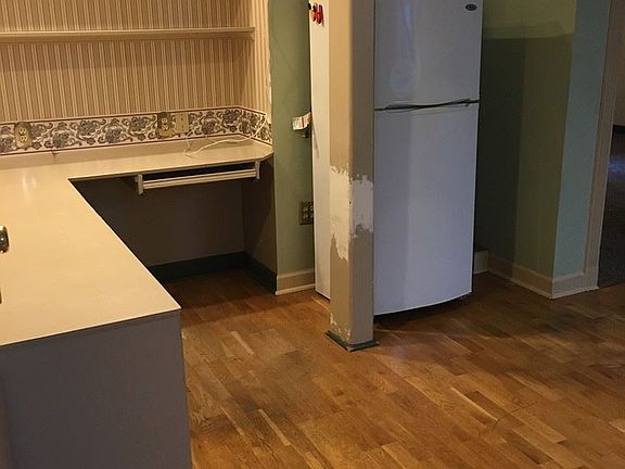 2nd image of 103 S Huron St APT 10