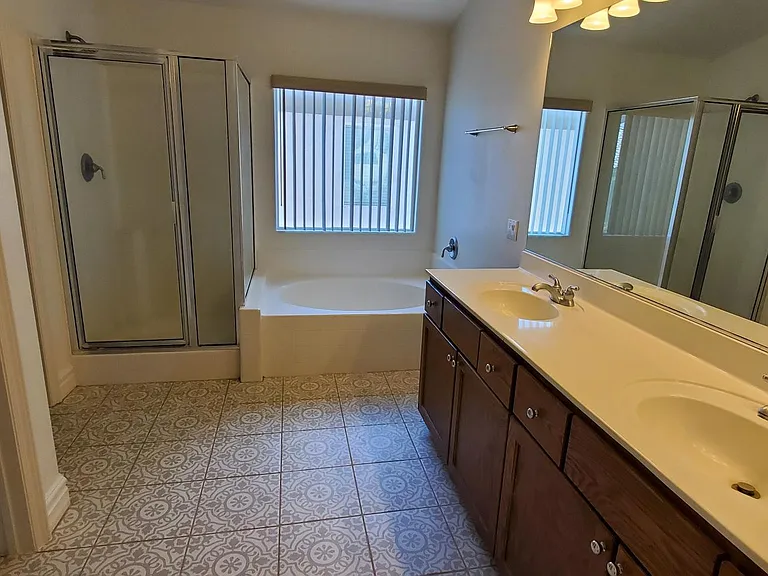 9692 Ziegler Ave — Photo 7