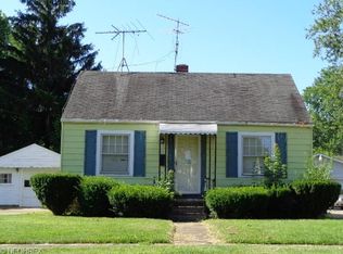 3162 McKinley St, Lorain, OH 44052