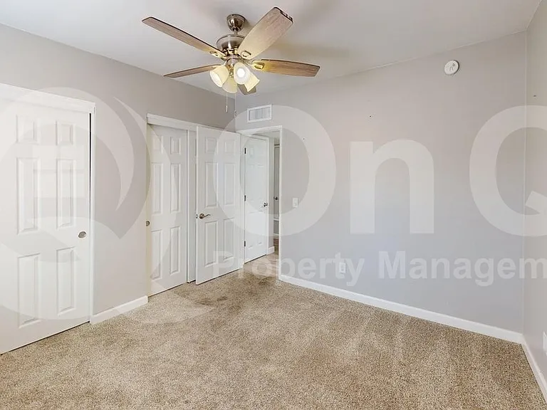 1949 N Swan Rd #29 — Photo 12