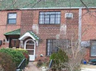 6123 77th St, Middle Village, NY 11379