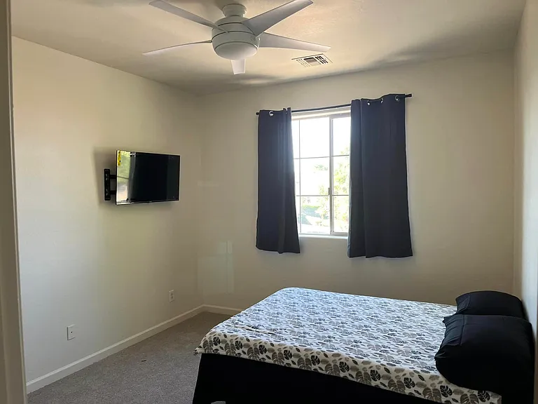 42809 W Sparks Ln — Photo 14