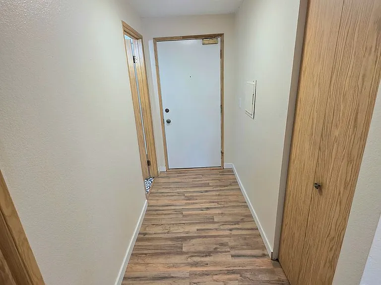 1150 Sunset Blvd NE #116 — Photo 3