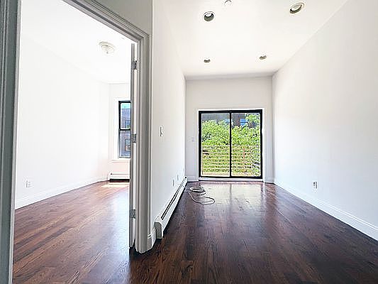 2nd image of 53 W 126th St APT 3
