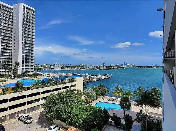 7545 E Treasure Dr APT 9G, North Bay Village, FL 33141