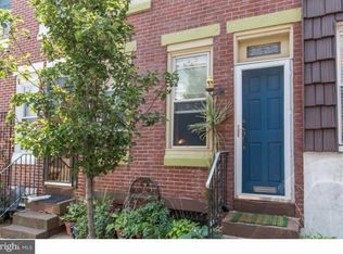 108 Mercy St, Philadelphia, PA 19148