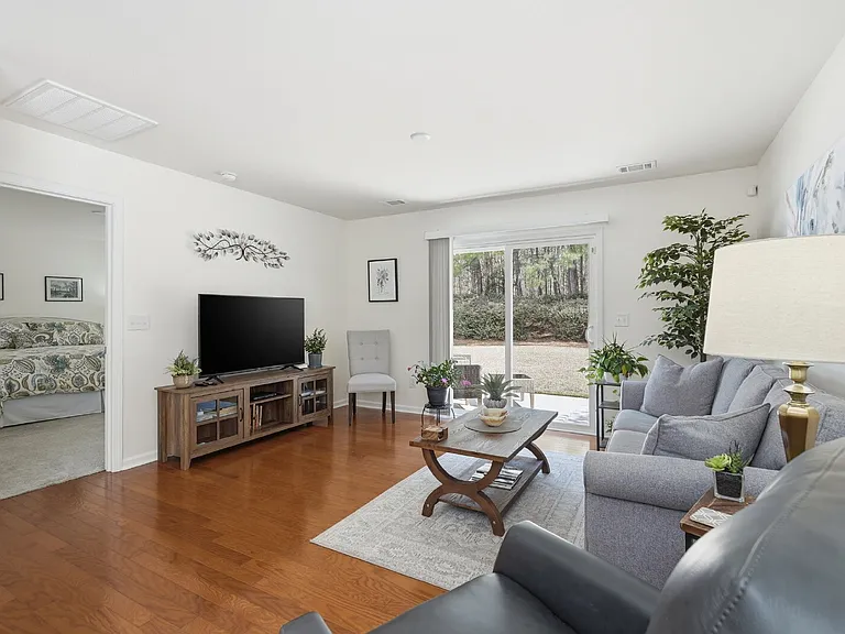 329 Mystic Point Dr — Photo 24