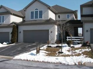 708 Woodfield Dr, Lititz, PA 17543