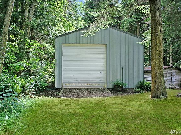 3rd image of 1333 Wallace Ct